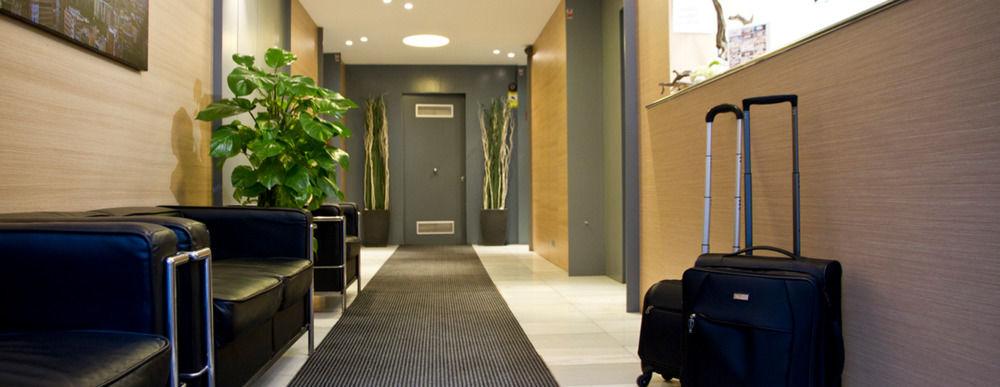 Weflating Gracia Apartment Barcelona Bagian luar foto