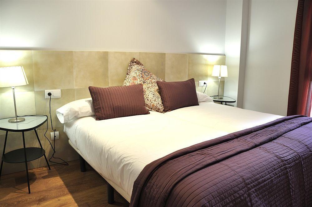 Weflating Gracia Apartment Barcelona Bagian luar foto