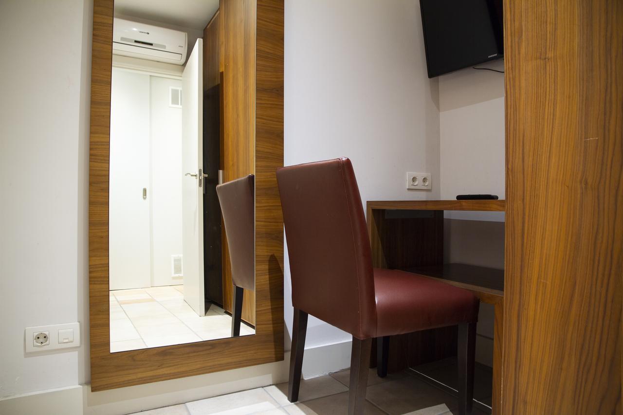 Weflating Gracia Apartment Barcelona Bagian luar foto