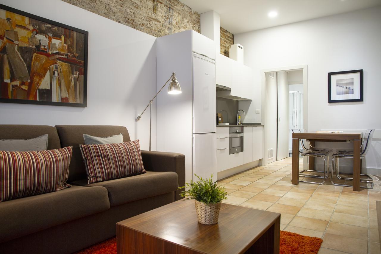 Weflating Gracia Apartment Barcelona Bagian luar foto